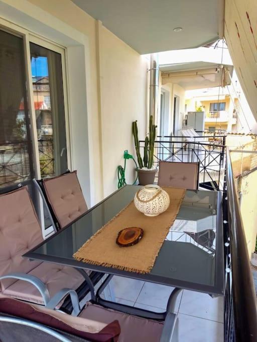 Kalamata Nestor Apartment-Near Historical Centre Екстер'єр фото
