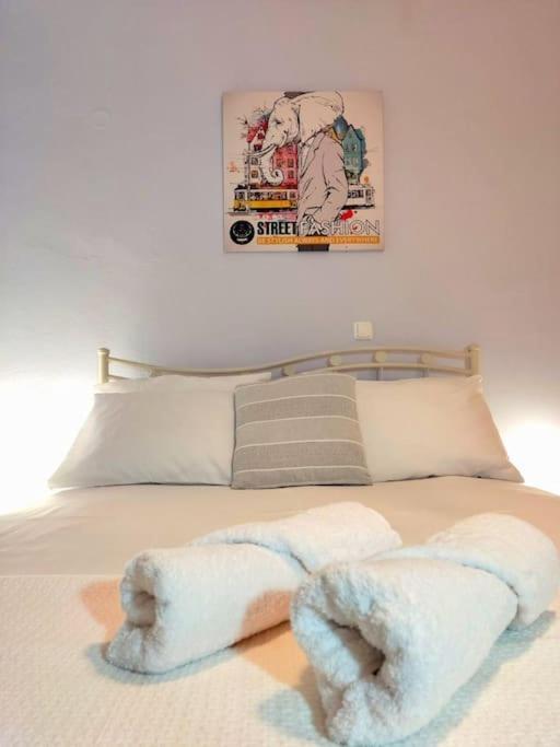 Kalamata Nestor Apartment-Near Historical Centre Екстер'єр фото