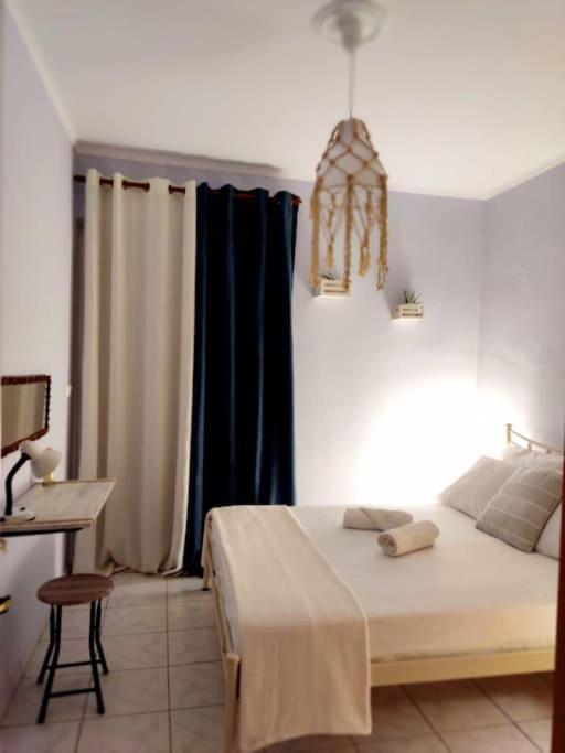 Kalamata Nestor Apartment-Near Historical Centre Екстер'єр фото